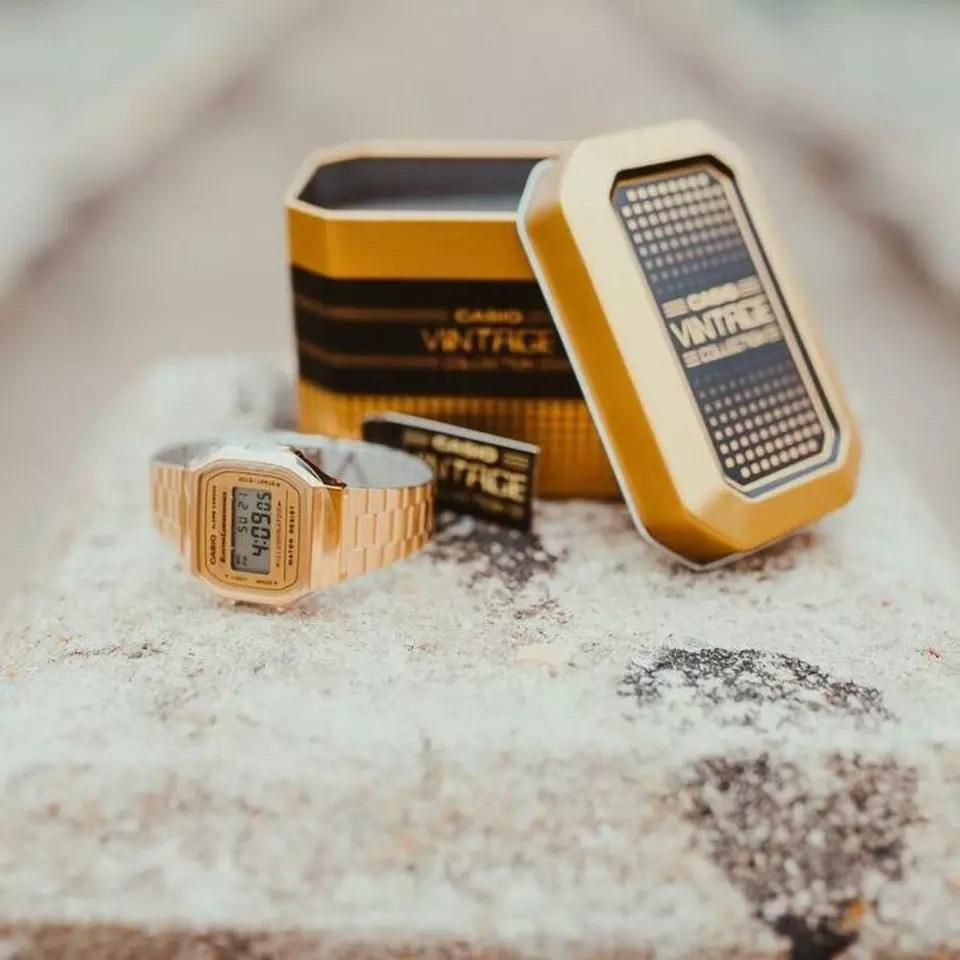 Cesio Vintage Digital Gold Unisex Watch